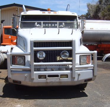 1996 INTERNATIONAL S3600